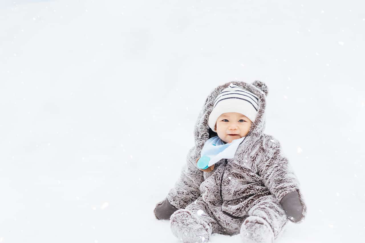 赤ちゃんの冬服は組み合わせで工夫が必要 肌着 衣服の種類や選び方 注意点を解説 Fam S Baby