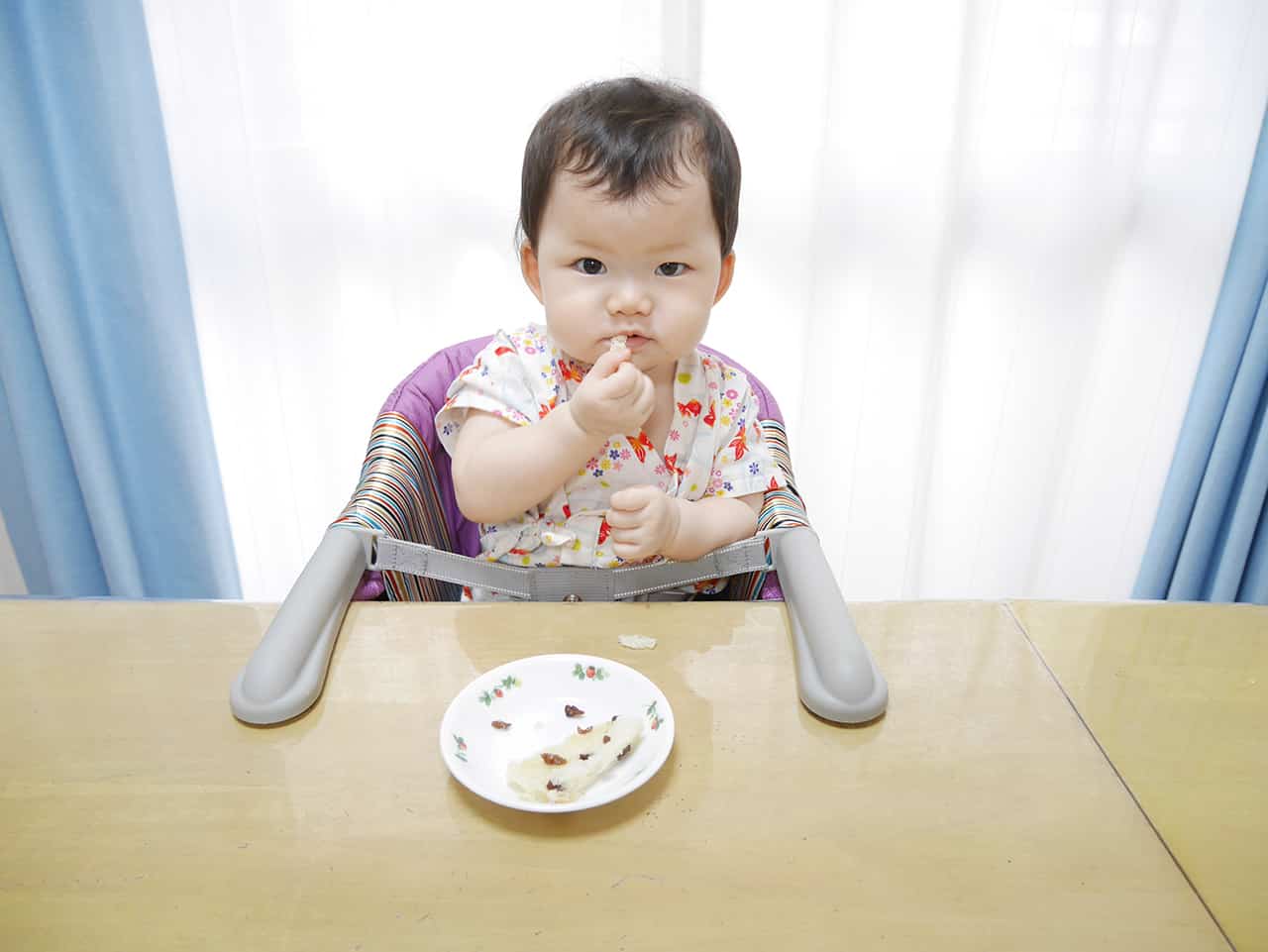 赤ちゃんにパンを食べさせるタイミングとは 注意点やレシピも紹介 Fam S Baby