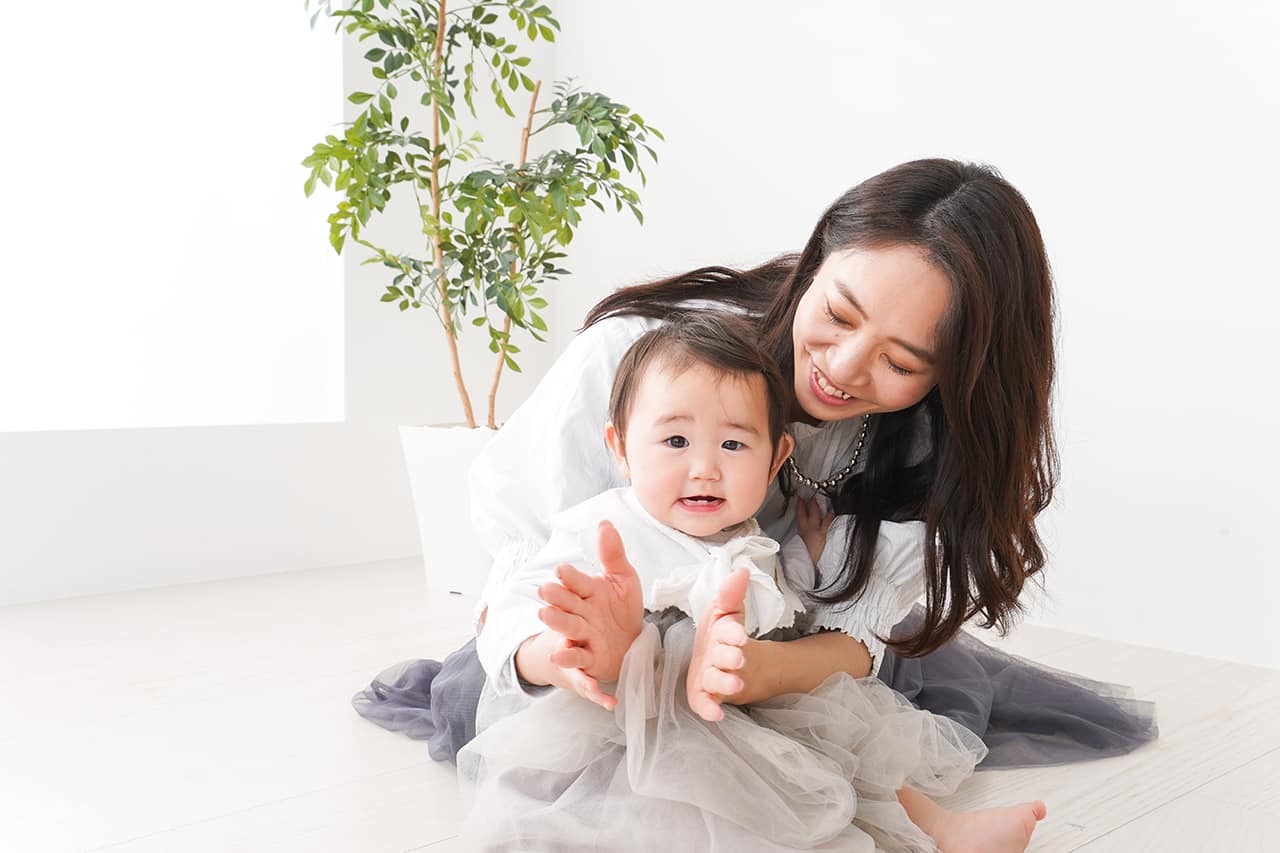 赤ちゃんの手遊びにはどんな効果がある 盛り上げるコツとおすすめの手遊びとは Fam S Baby