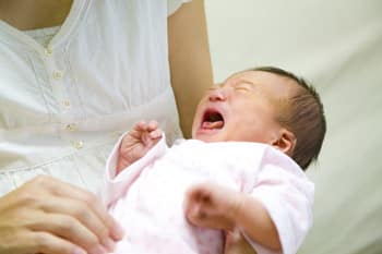 赤ちゃんの声が枯れるのはなぜ 原因や改善方法をくわしく解説 Fam S Baby