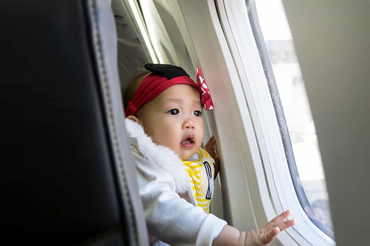 赤ちゃんとの海外旅行はいつからok 持ち物や注意点についても解説 Fam S Baby
